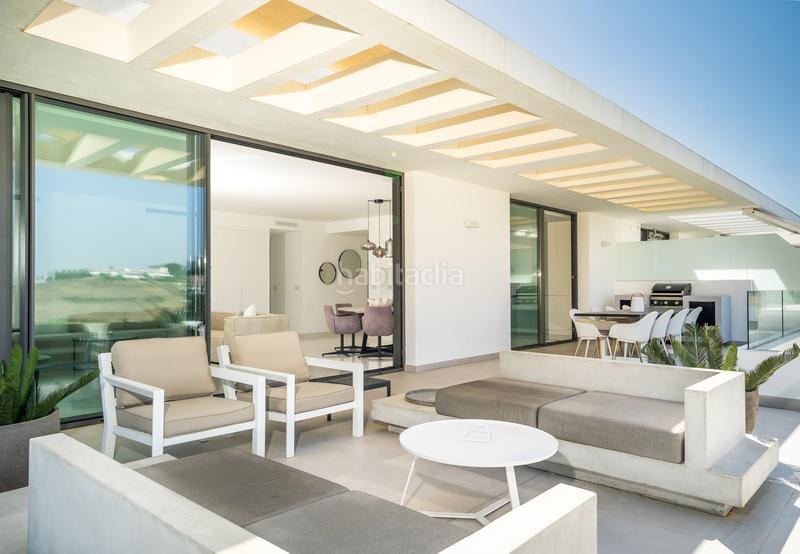 Foto e4905db6-9f67-47ac-a9d9-781226fdeff1. Attico con parcheggio piscina in Sotoserena Estepona