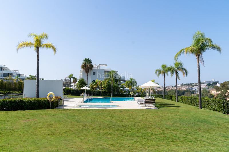 Foto ede6c502-59dc-458b-a1ae-52df51cefac2. Attico con parcheggio piscina in Sotoserena Estepona