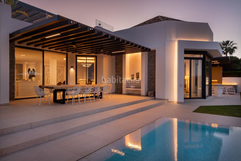 Foto a7af9180-c1c3-4d0d-82f1-1b56d40a34c3. Casa amb piscina a Nueva Andalucía centro Marbella