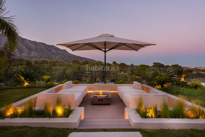 Foto bd588a4c-28b7-4101-aba7-765678b3c002. Casa amb piscina a Nueva Andalucía centro Marbella