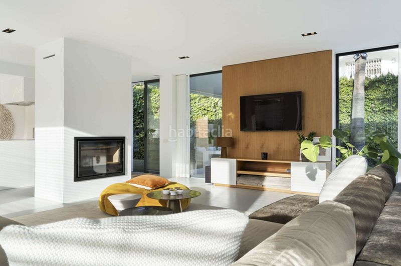 Foto 4a7ea43c-5434-473d-89bb-b3415e6bec79. Casa amb aparcament piscina a Nueva Andalucía centro Marbella