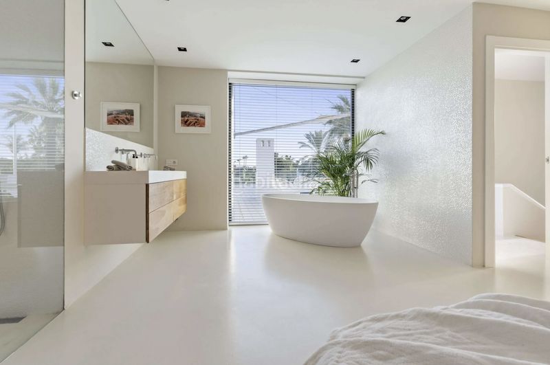 Foto 664f7b24-d644-4790-b337-512530d23ee8. Casa amb aparcament piscina a Nueva Andalucía centro Marbella