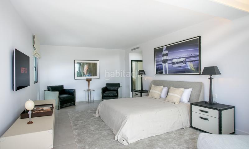 Foto 00d4cbce-c65c-4e5a-a751-6aaff126a018. House with parking pool in La Carolina - Guadalpín Marbella