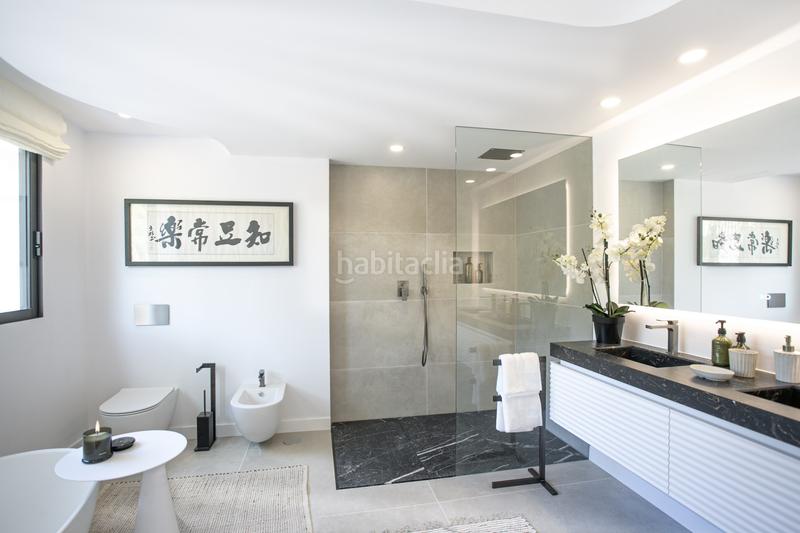 Foto 99300299-f782-411a-a0b4-b6493e7f5001. House with parking pool in La Carolina - Guadalpín Marbella