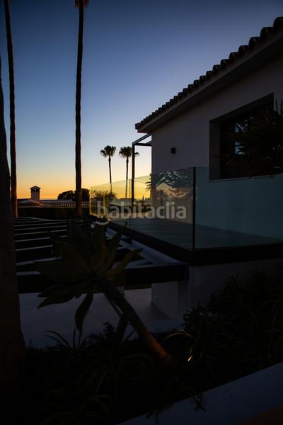 Foto 1663d943-d5ed-4933-a871-0cec5747ac31. Maison avec parking piscine dans La Carolina - Guadalpín Marbella