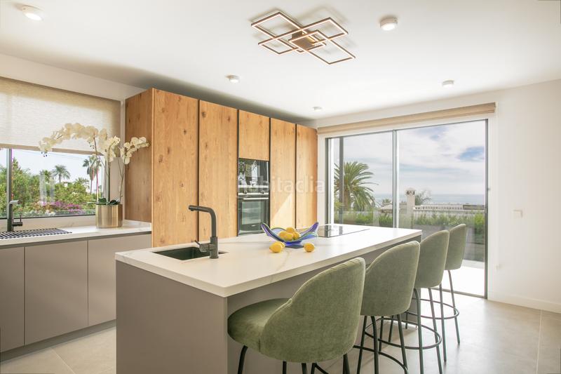 Foto 32ffcb31-c4fc-41e1-9bad-57f68c9711b7. Maison avec parking piscine dans La Carolina - Guadalpín Marbella