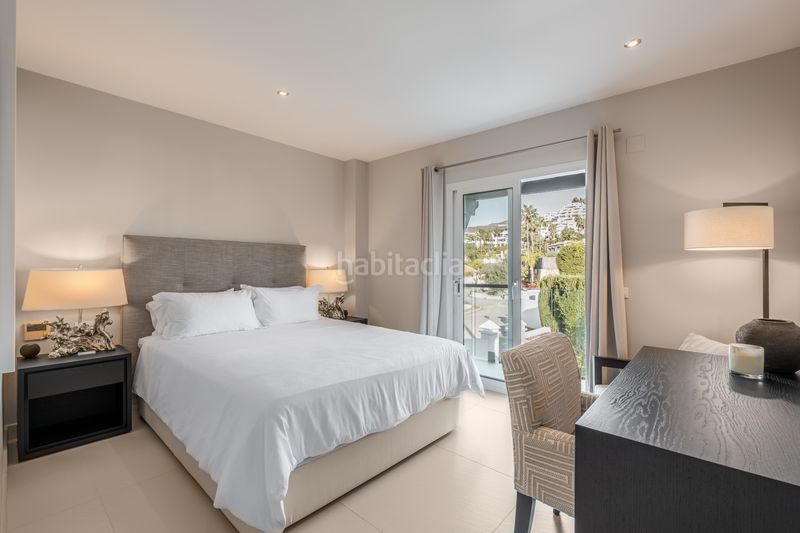 Foto 52d939a5-54d9-42b3-811f-03d7fcec6c74. Casa amb piscina a Nueva Andalucía centro Marbella