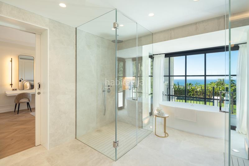 Foto 99cee8ca-837b-4a2f-bdeb-18f52c3a8a88. Casa villa marusha en Puente Romano Marbella