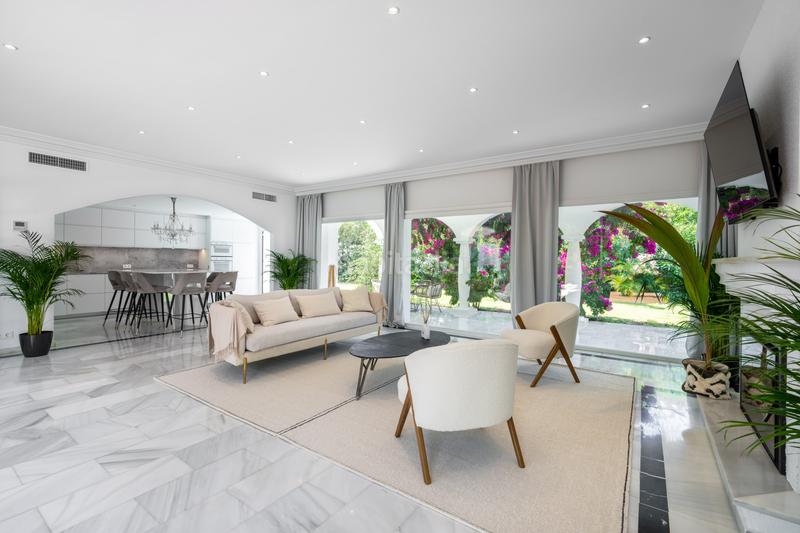 Foto 5e1aa855-3d15-4253-b536-d69434fee375. Casa en Elviria Marbella