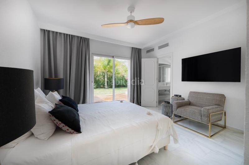 Foto 72e446f1-4951-4b1c-b702-76185bb438f1. Casa en Elviria Marbella
