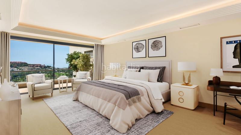 Foto 9b1f7be8-9a43-42ac-9dbd-bc67e96147ca. Penthouse with parking pool in Nueva Andalucía centro Marbella