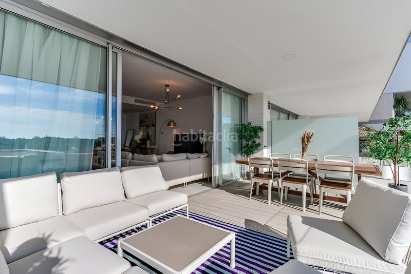 Foto 501bc850-2865-4ee5-a467-07a27dc304a8. Casa a schiera con riscaldamento parcheggio piscina in Estepona