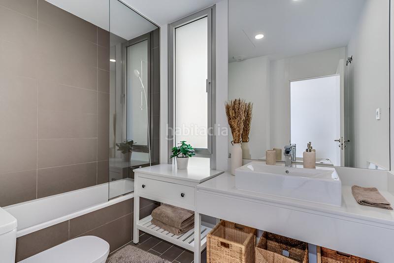 Foto aab8c394-c96e-4f69-b8f7-995c20daeb98. Casa a schiera con riscaldamento parcheggio piscina in Estepona