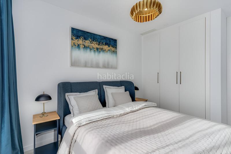 Foto b2e10d10-0d38-4b08-bf29-c5d37c5b644f. Casa a schiera con riscaldamento parcheggio piscina in Estepona