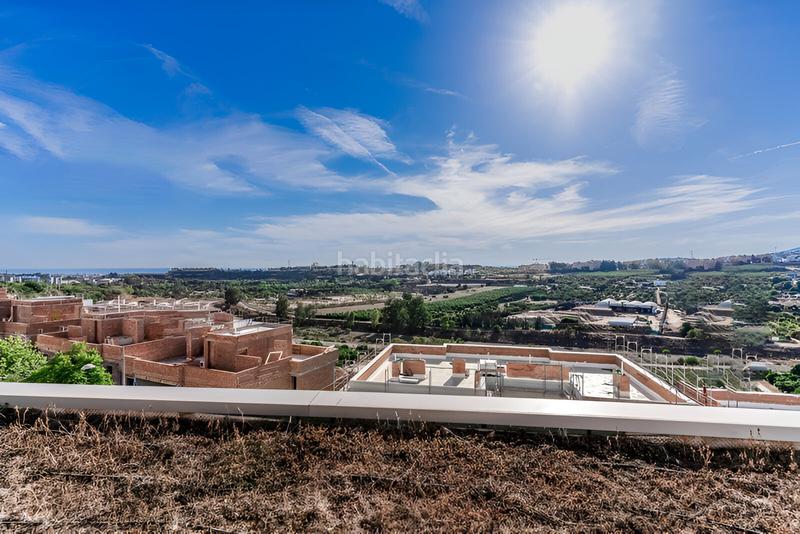 Foto d83437cd-76e4-483b-b94a-85d92cd377d6. Casa a schiera con riscaldamento parcheggio piscina in Estepona