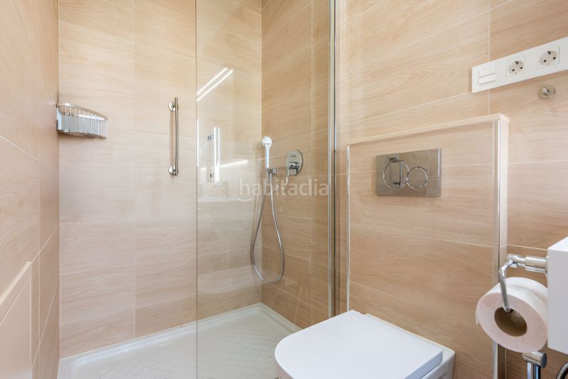 Foto 594aefa9-fcdb-48bb-92a6-68a1f1cdd3f7. Casa adossada amb calefacció aparcament piscina a Marbella