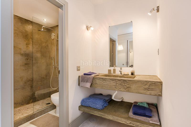 Foto 8234fcd9-8b30-4fef-b68f-0ef822296d75. Apartament amb aparcament piscina a Nueva Andalucía centro Marbella