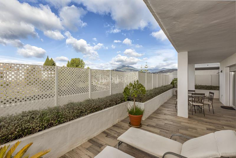 Foto f4e49aa2-ef34-4ed9-8382-67fd56b885ac. Apartamento en Nueva Andalucía centro Marbella