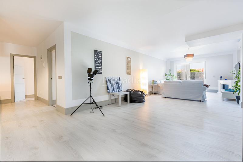 Foto fb83e185-9cf3-47c2-94bf-3599426ee662. Apartment with parking pool in Nueva Andalucía centro Marbella