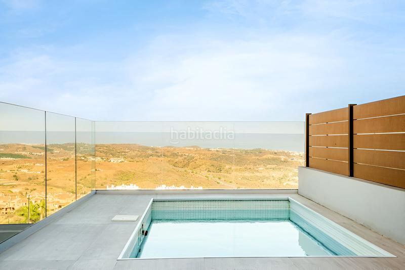 Foto 314cbbc2-315e-4aae-8829-d2730f66786b. Apartament amb calefacció aparcament piscina a la cala Mijas Mijas