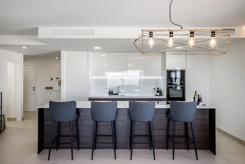 Foto bb09862f-37ab-4c6f-b6e6-b9968784d663. Apartament amb calefacció aparcament piscina a la cala Mijas Mijas