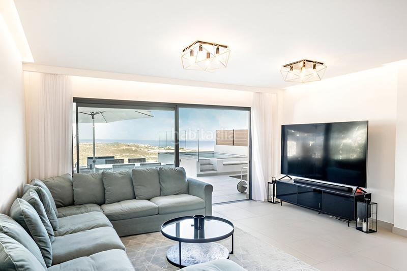 Foto ef7483b6-2967-4b01-9a30-47d4539f6e3d. Apartament amb calefacció aparcament piscina a la cala Mijas Mijas