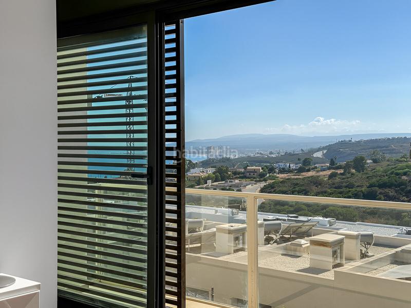 Foto aa503a2d-8b97-484f-80af-7343169a5492. Casa a schiera con riscaldamento parcheggio piscina in Manilva