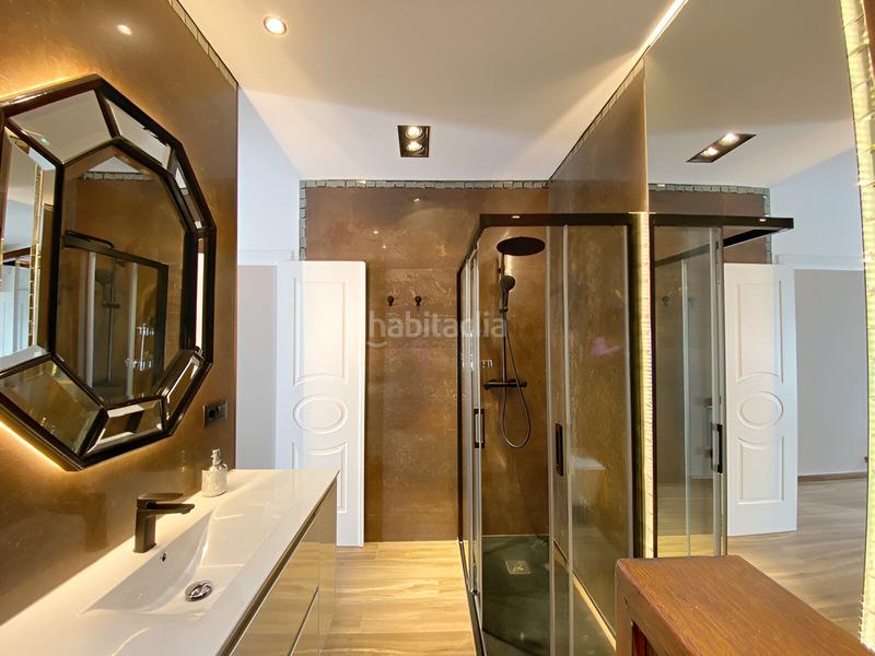 Foto 1e6ee3a1-4c4e-4c1b-a0e6-5c87be3e6368. Casa adossada amb aparcament a Playa Bajadilla - Puertos Marbella
