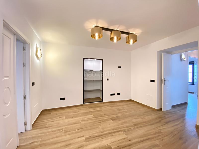 Foto 4d8b515d-07de-4ff7-b46e-121b1a293469. Casa adosada  en venta en Playa Bajadilla - Puertos Marbella
