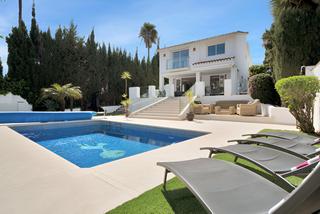 Casa en Nueva Andalucía centro