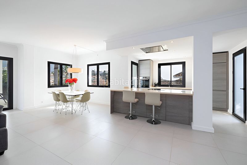 Foto ee132a76-7722-4bf1-9264-aff61097ee04. Casa amb aparcament piscina a Nueva Andalucía centro Marbella