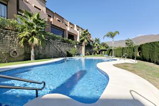 Casa adossada a Centro. Adosado en venta en estepona