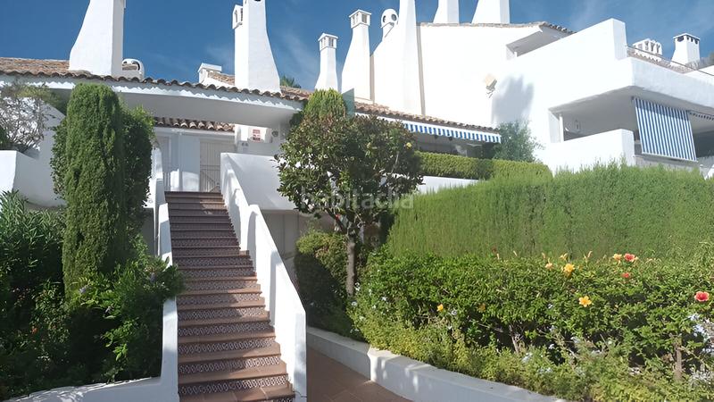 Foto efe61ce8-cec8-4bb8-9b32-2acf36575347. Apartamento  en planta media en venta en Marbella