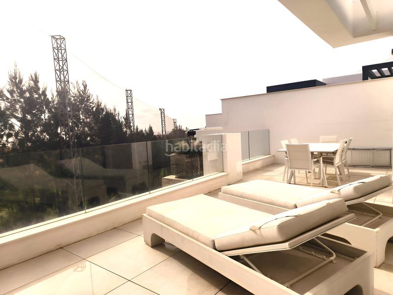 Foto a75259ca-c72f-4ee0-87ed-43afe9868b41. Ático  dúplex en venta en cabopino en Cabopino - Artola Marbella