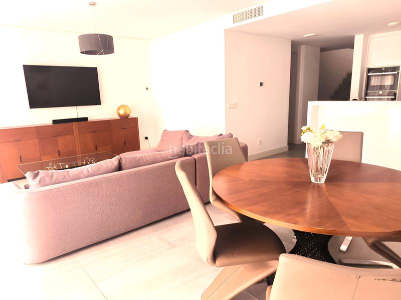 Foto d63d19a9-f003-4b4c-8fc9-0333f979858f. Ático  dúplex en venta en cabopino en Cabopino - Artola Marbella