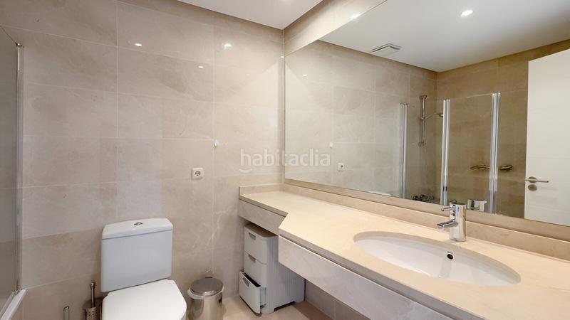 Foto a1c2dd95-1ba8-4e83-a38a-f86762b95ea0. Appartement avec parking piscine dans Casares pueblo Casares