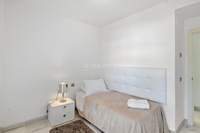 Foto d780a305-808d-47ac-bbf3-9ca863428e6e. Ático  en venta en Playa Bajadilla - Puertos Marbella