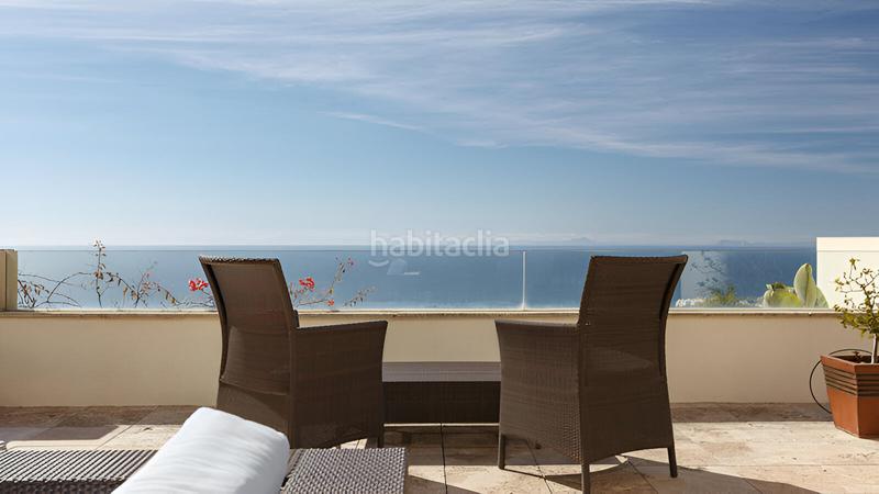 Foto 05e0ee62-e91b-492b-8a2f-f4428b0a3c3c. Ático  en venta en Playa Bajadilla - Puertos Marbella