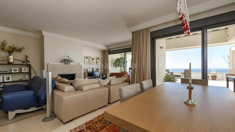 Foto 9f325528-92ac-4ba0-a3d4-27ebcb165fa6. Ático  en venta en Playa Bajadilla - Puertos Marbella