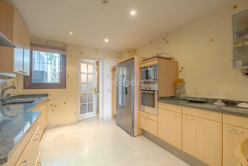 Foto da5e3119-193d-42a5-9b04-a0408d9bcbaa. Ground floor with parking pool in Puente Romano Marbella