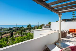 Apartament a Puente Romano. Apartamento en planta media en venta en the golden mile