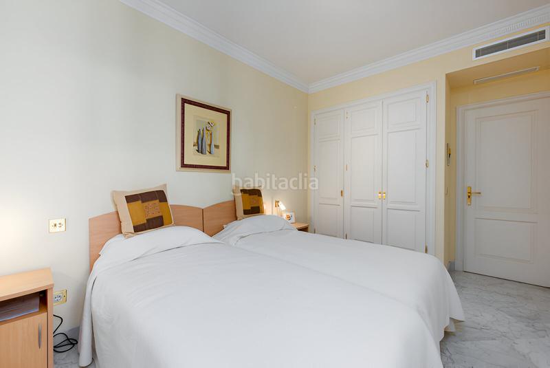Foto 36472366-d976-4fb2-9658-2d4727ef8286. Apartamento  en planta media en venta en the golden mile en Marbella