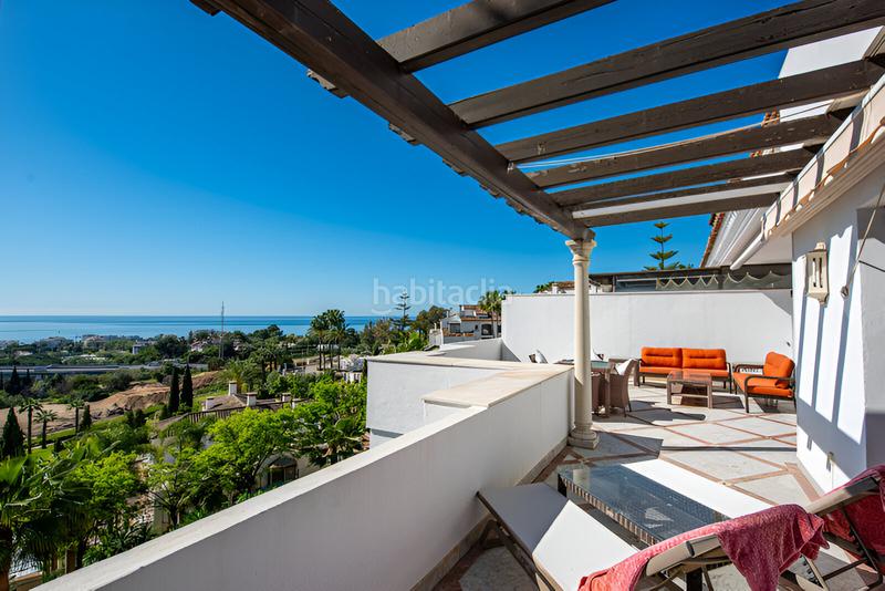 Foto 8ea96341-4291-41d6-bdc4-1195c5b614f8. Apartamento  en planta media en venta en the golden mile en Marbella