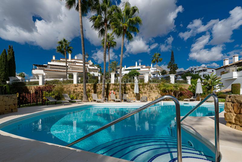 Foto 962f1585-1734-4403-9c65-7c1ca44689b1. Apartamento  en planta media en venta en the golden mile en Marbella
