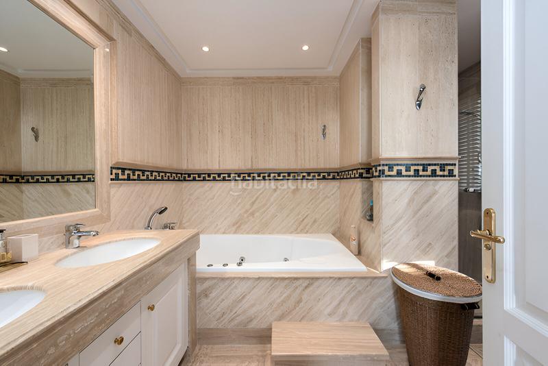Foto 99d6cf62-959e-4590-8900-7c66c6fb16c1. Apartamento  en planta media en venta en the golden mile en Marbella