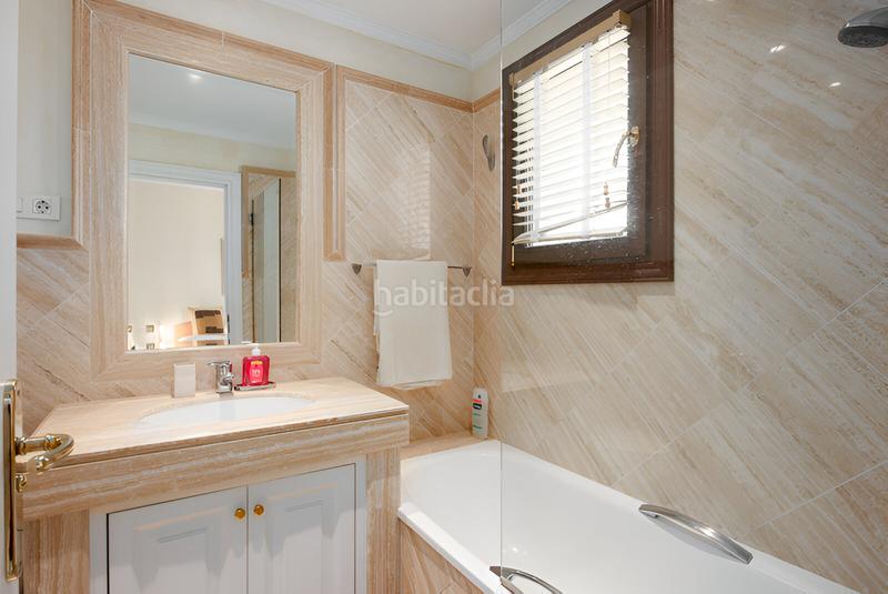 Foto fbad1979-cea8-4c85-8c5c-8f7a834dfaa3. Apartament amb aparcament piscina a Puente Romano Marbella