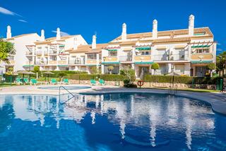 Planta baja en Marbesa. Apartamento en planta baja en venta en marbesa