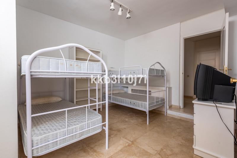 Foto ff448840-2580-4940-bff3-88aa289607c7. Reihenhaus mit parking pool in Puente Romano Marbella