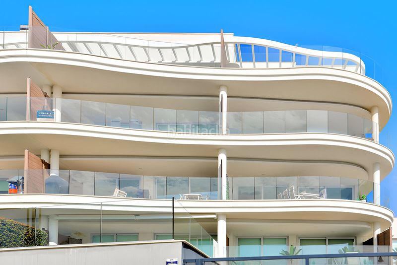 Foto 48fb13c0-3ef5-45cf-9e6c-b191a13555f5. Apartament amb calefacció aparcament piscina a Puerto Deportivo Fuengirola