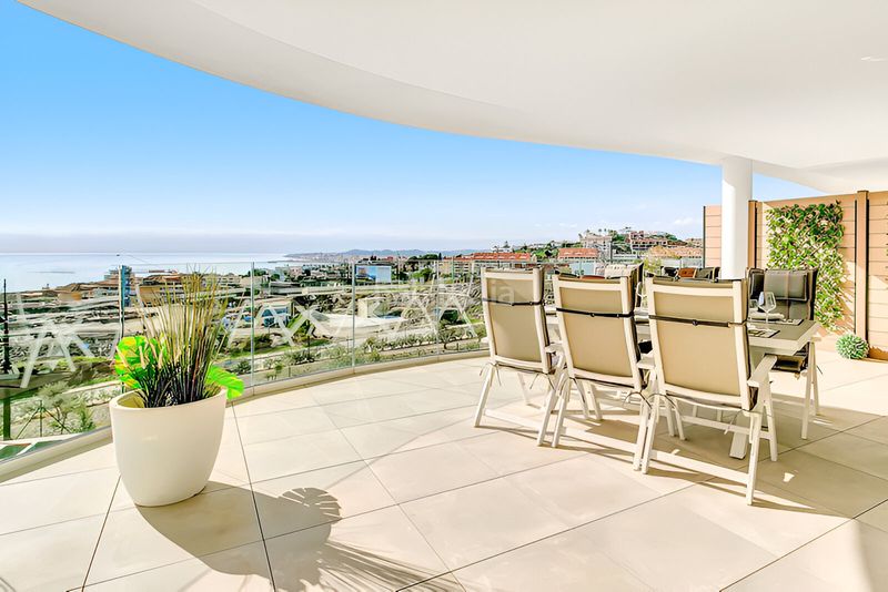 Foto 810be733-c1ba-4050-bb9b-1d211be80a5a. Apartament amb calefacció aparcament piscina a Puerto Deportivo Fuengirola